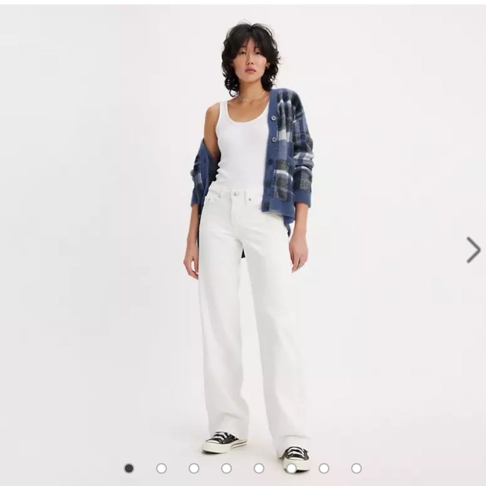 Levi’s Low Loose Jeans in White